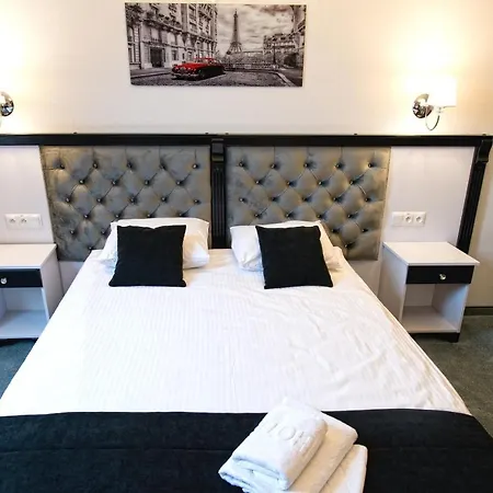 Hotel Campari Ґура-Мотична Екстер'єр фото